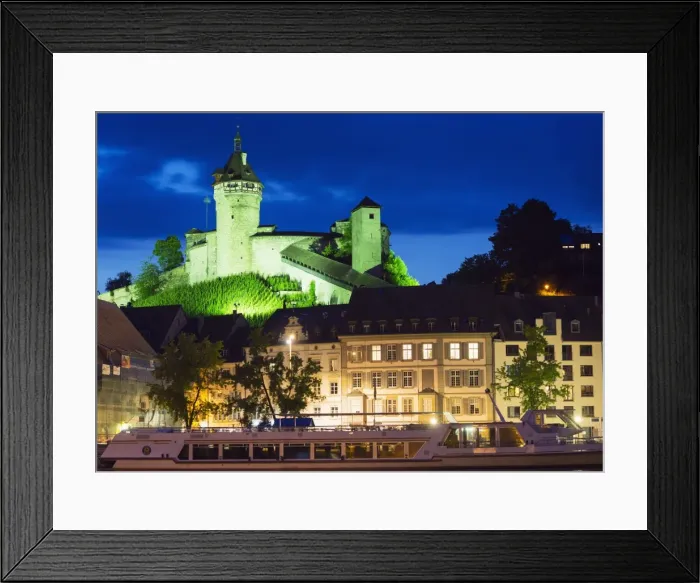 Framed Print : Munot Castle, 16th century fortress, Schaffhausen, Switzerland, Europe Framed Print : Munot Castle, 16th century fortress, Schaffhausen, Switzerland, Europe