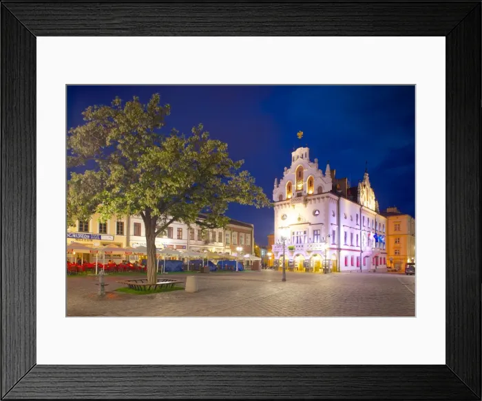 Framed Print : City Hall at dusk, Market Square, Old Town, Rzeszow, Poland, Europe Framed Print : City Hall at dusk, Market Square, Old Town, Rzeszow, Poland, Europe
