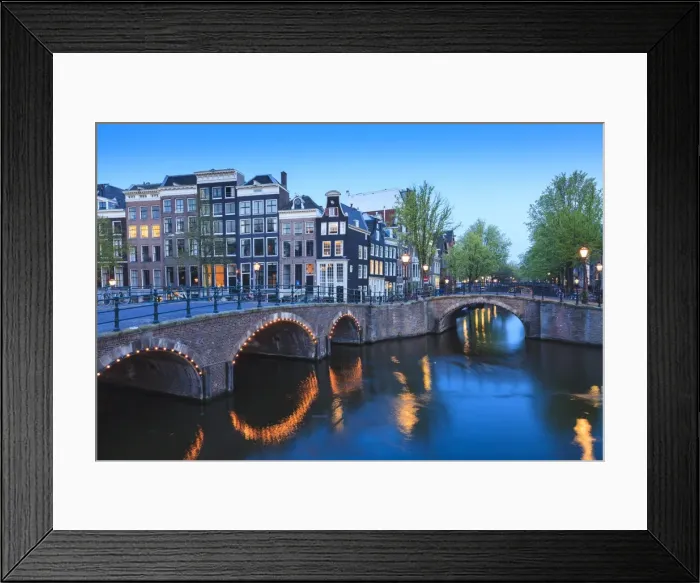 Framed Print : Keizersgracht and Leidsegracht canals at dusk, Amsterdam, Netherlands, Europe Framed Print : Keizersgracht and Leidsegracht canals at dusk, Amsterdam, Netherlands, Europe