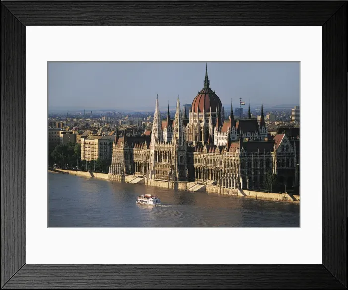 Framed Print : Parliament Building, Budapest, Hungary Framed Print : Parliament Building, Budapest, Hungary