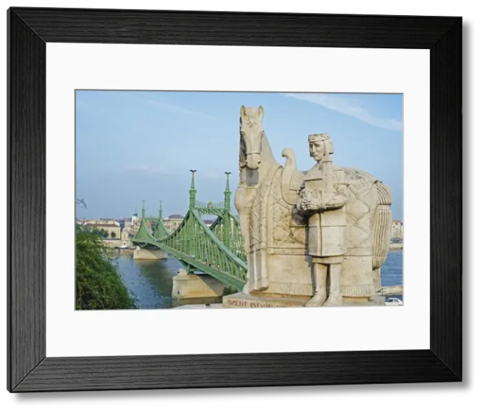 Framed Print : Statue of St. Stephen, above Independence Bridge, Banks of the Danube, UNESCO World Heritage Site, Budapest, Hungary, Europe Framed Print : Statue of St. Stephen, above Independence Bridge, Banks of the Danube, UNESCO World Heritage Site, Budapest, Hungary, Europe