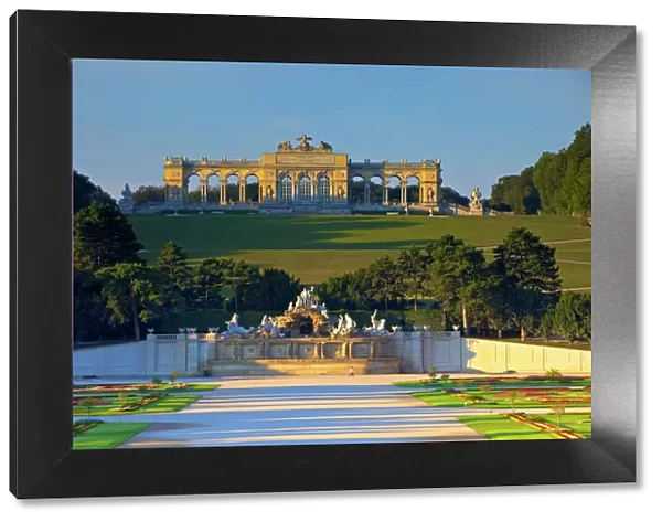 Gloriette and French Garden, Schonbrunn Palace, UNESCO World Heritage Site, Vienna, Austria, Europe