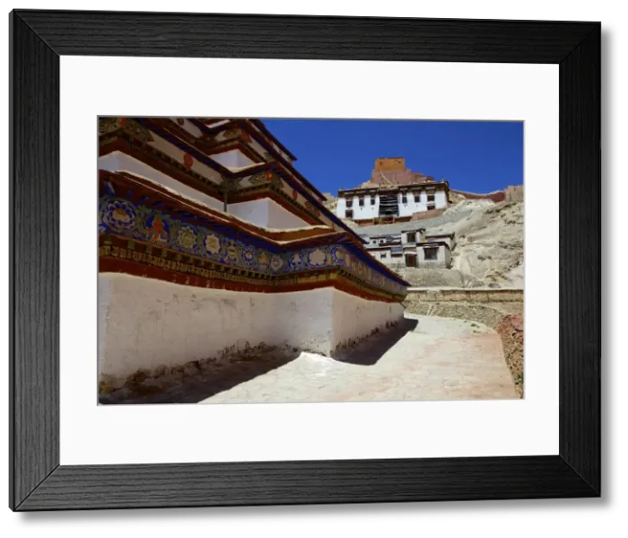 Framed Print : The base of Kumbum chorten (Stupa) in the Palcho Monastery at Gyantse, Tibet, China, Asia Framed Print : The base of Kumbum chorten (Stupa) in the Palcho Monastery at Gyantse, Tibet, China, Asia