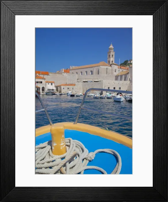 Framed Print : Approaching Old Town, UNESCO World Heritage Site, by boat, Dubrovnik, Dalmatia, Croatia, Europe Framed Print : Approaching Old Town, UNESCO World Heritage Site, by boat, Dubrovnik, Dalmatia, Croatia, Europe