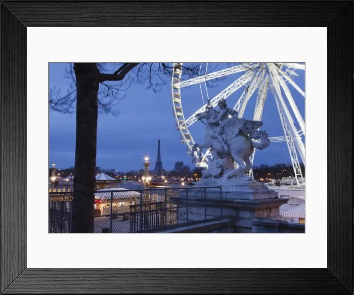 Framed Print : View from Place de la Concorde with big wheel and statue to the Eiffel Tower, Paris, Ile de France, France, Europe Framed Print : View from Place de la Concorde with big wheel and statue to the Eiffel Tower, Paris, Ile de France, France, Europe