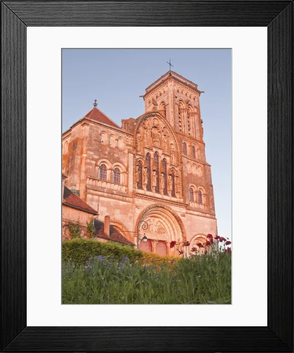 Framed Print : Basilique Sainte-Marie-Madeleine in the village of Vezelay, Yonne, Burgundy, France, Europe Framed Print : Basilique Sainte-Marie-Madeleine in the village of Vezelay, Yonne, Burgundy, France, Europe