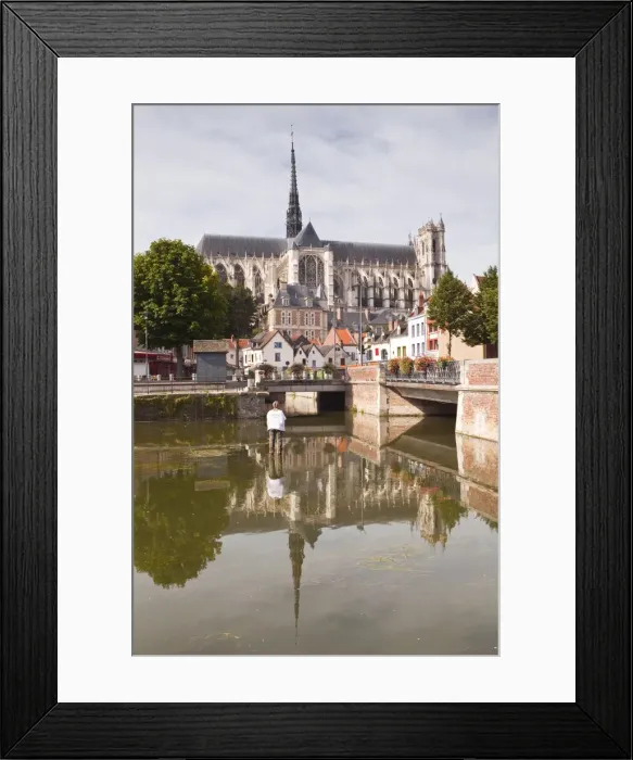 Framed Print : Notre Dame d Amiens Cathedral, UNESCO World Heritage Site, Amiens, Somme, Picardy, France, Europe Framed Print : Notre Dame d Amiens Cathedral, UNESCO World Heritage Site, Amiens, Somme, Picardy, France, Europe