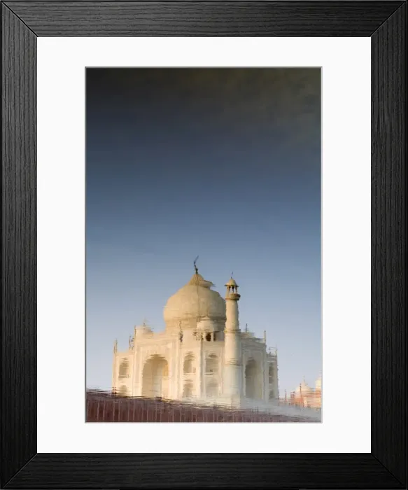 Framed Print : The Taj Mahal reflected in the Yamuna River, UNESCO World Heritage Site, Agra, Uttar Pradesh, India, Asia Framed Print : The Taj Mahal reflected in the Yamuna River, UNESCO World Heritage Site, Agra, Uttar Pradesh, India, Asia