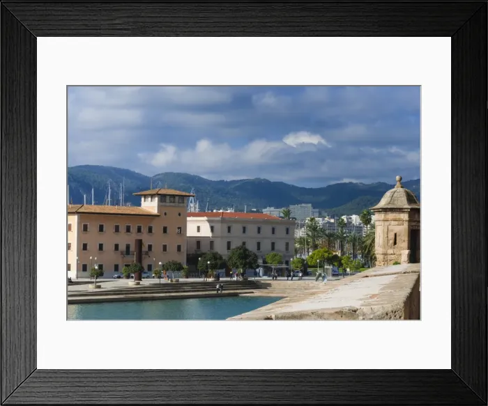 Framed Print : City ramparts and Parc de la Mar, Palma de Mallorca, Majorca, Balearic Islands, Spain, Mediterranean, Europe Framed Print : City ramparts and Parc de la Mar, Palma de Mallorca, Majorca, Balearic Islands, Spain, Mediterranean, Europe