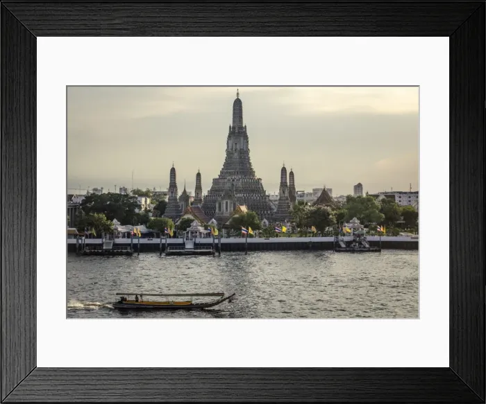 Framed Print : Wat Arun and Chao Phraya River, Bangkok, Thailand Framed Print : Wat Arun and Chao Phraya River, Bangkok, Thailand