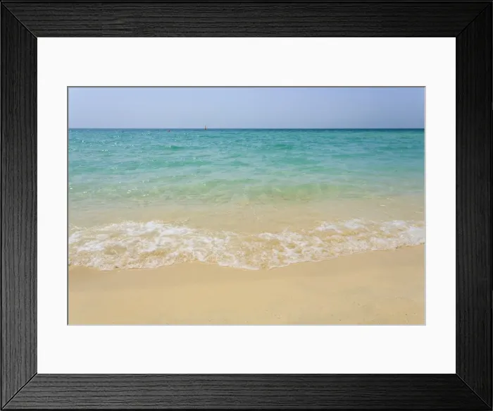 Framed Print : Jumeirah Beach, Dubai, United Arab Emirates, Middle East Framed Print : Jumeirah Beach, Dubai, United Arab Emirates, Middle East