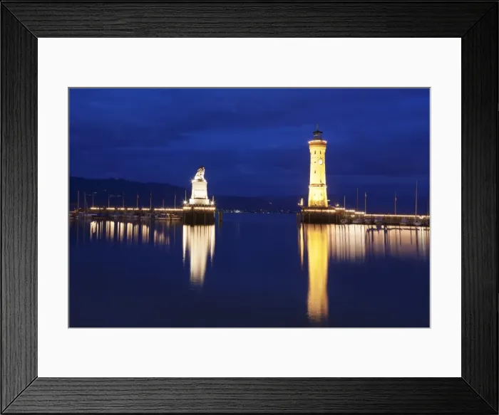 Framed Print : Port with lighthouse and sculpture of the Bavarian Lion, Lake Constance (Bodensee), Bavaria, Germany, Europe Framed Print : Port with lighthouse and sculpture of the Bavarian Lion, Lake Constance (Bodensee), Bavaria, Germany, Europe