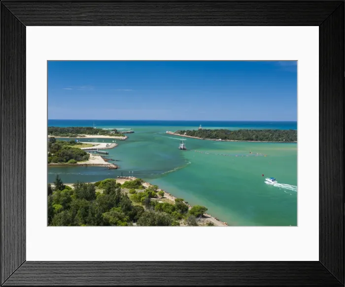 Framed Print : Turquoise waters at Lakes Entrance, Victoria, Australia, Pacific Framed Print : Turquoise waters at Lakes Entrance, Victoria, Australia, Pacific
