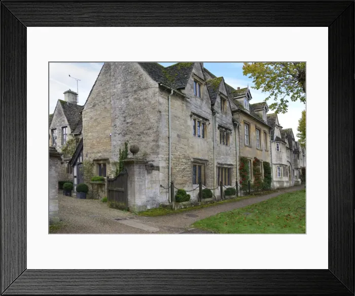 Framed Print : Old Cotswod stone houses, Sheep Street, Burford, Cotswolds, Oxfordshire, England, United Kingdom, Europe Framed Print : Old Cotswod stone houses, Sheep Street, Burford, Cotswolds, Oxfordshire, England, United Kingdom, Europe