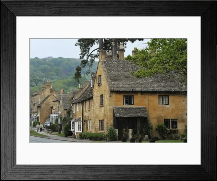Framed Print : Cotswold stone houses, Broadway, The Cotswolds, Worcestershire, England, United Kingdom, Europe Framed Print : Cotswold stone houses, Broadway, The Cotswolds, Worcestershire, England, United Kingdom, Europe