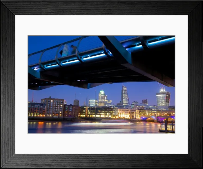 Framed Print : River Thames, Millennium Bridge and City of London skyline at dusk, London, England, United Kingdom, Europe Framed Print : River Thames, Millennium Bridge and City of London skyline at dusk, London, England, United Kingdom, Europe