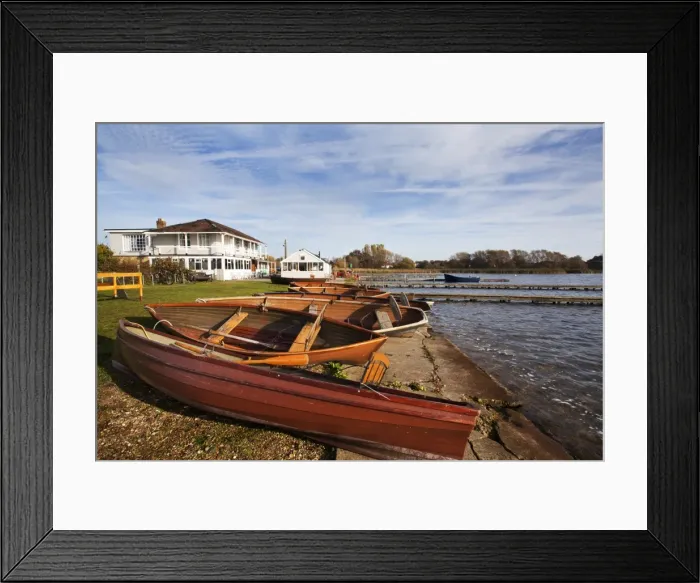 Framed Print : Boathouse Cafe and rowing boats at Hornsea Mere, East Riding of Yorkshire, Yorkshire, England, United Kingdom, Europe Framed Print : Boathouse Cafe and rowing boats at Hornsea Mere, East Riding of Yorkshire, Yorkshire, England, United Kingdom, Europe