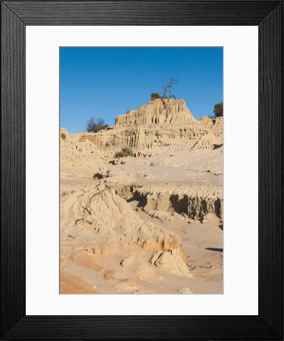 Framed Print : Walls of China, a series of Lunettes in the Mungo National Park, part of the Willandra Lakes Region, UNESCO World Heritage Site, Victoria, Australia, Pacific Framed Print : Walls of China, a series of Lunettes in the Mungo National Park, part of the Willandra Lakes Region, UNESCO World Heritage Site, Victoria, Australia, Pacific