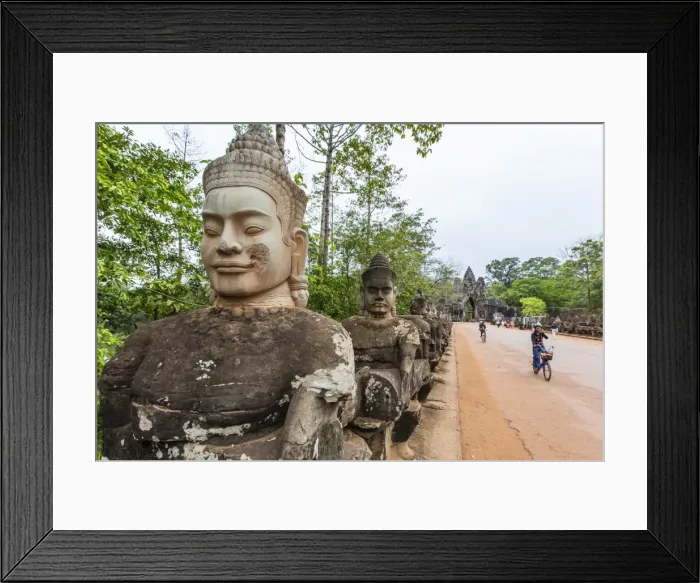 Framed Print : Bicycles near the South Gate at Angkor Thom, Angkor, UNESCO World Heritage Site, Siem Reap Province, Cambodia, Indochina, Southeast Asia, Asia