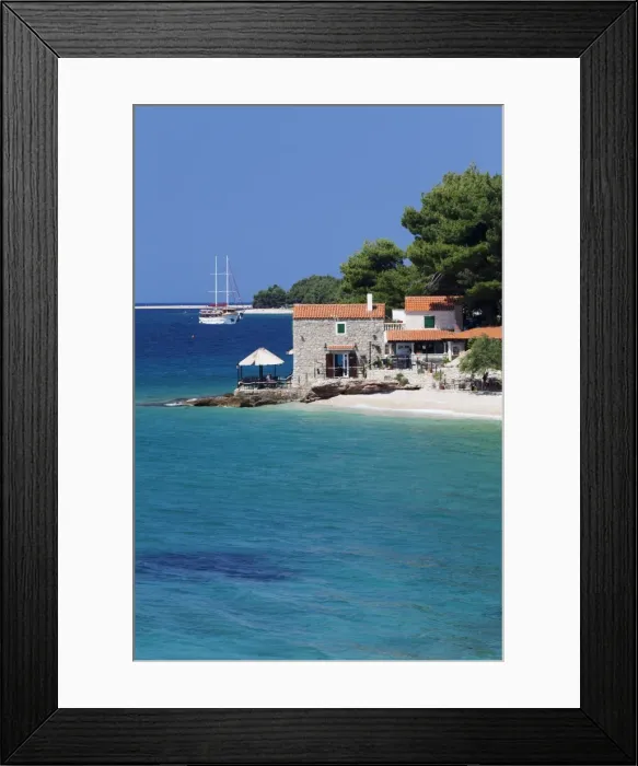 Framed Print : Restaurant at the beach with sailing boat, Bol, Brac Island, Dalmatia, Croatia, Europe Framed Print : Restaurant at the beach with sailing boat, Bol, Brac Island, Dalmatia, Croatia, Europe