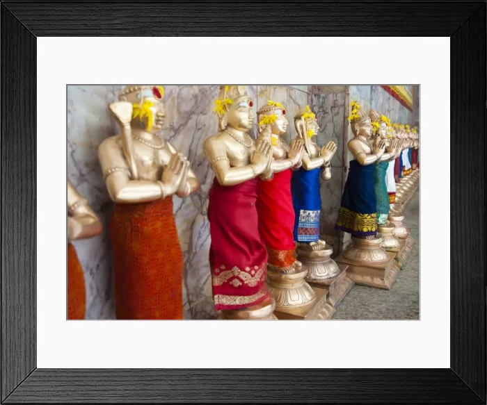 Framed Print : Sri Mahamariamman Hindu Temple, Kuala Lumpur, Malaysia, Southeast Asia, Asia Framed Print : Sri Mahamariamman Hindu Temple, Kuala Lumpur, Malaysia, Southeast Asia, Asia