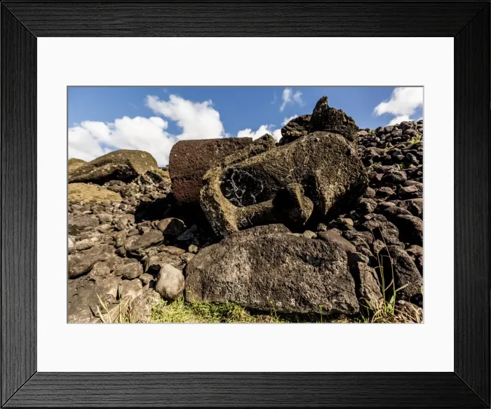 Framed Print : Fallen moai head and red scoria topknot at Ahu Akahanga on Easter Island (Isla de Pascua) (Rapa Nui), UNESCO World Heritage Site, Chile, South America