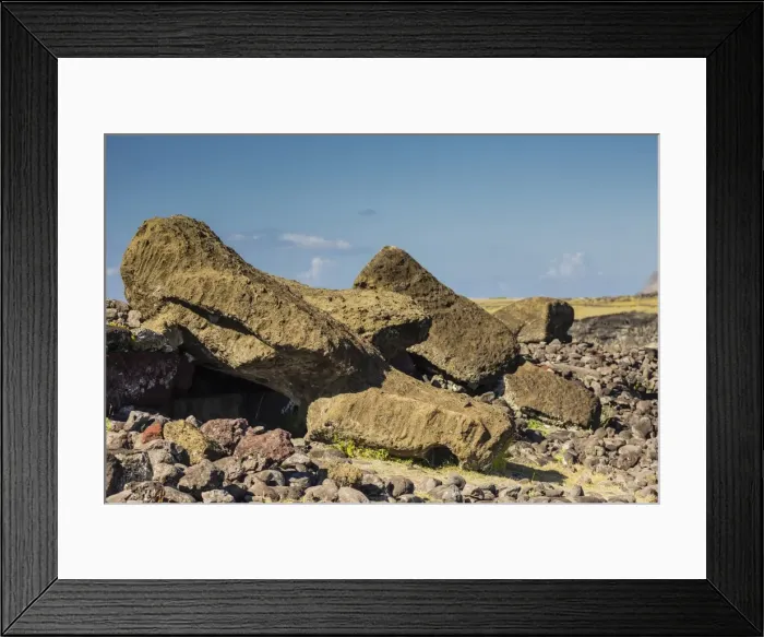 Framed Print : Fallen moai at Ahu Akahanga on Easter Island (Isla de Pascua) (Rapa Nui), UNESCO World Heritage Site, Chile, South America