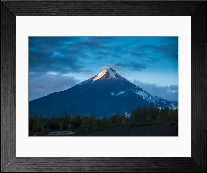 Framed Print : Tolbachik volcano at sunset, Kamchatka, Russia, Eurasia Framed Print : Tolbachik volcano at sunset, Kamchatka, Russia, Eurasia