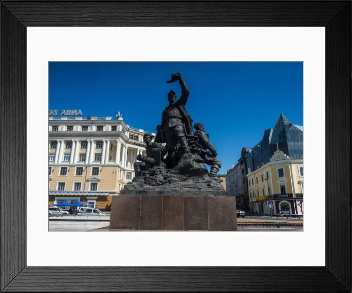 Framed Print : Monument to the Fighters for Soviet Power, Vladivostok, Russia, Eurasia Framed Print : Monument to the Fighters for Soviet Power, Vladivostok, Russia, Eurasia