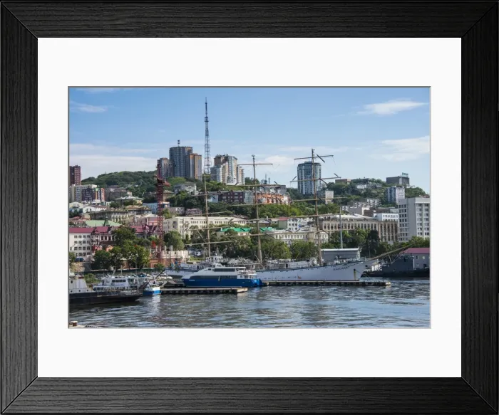 Framed Print : View over the harbour of Vladivostok, Russia, Eurasia Framed Print : View over the harbour of Vladivostok, Russia, Eurasia