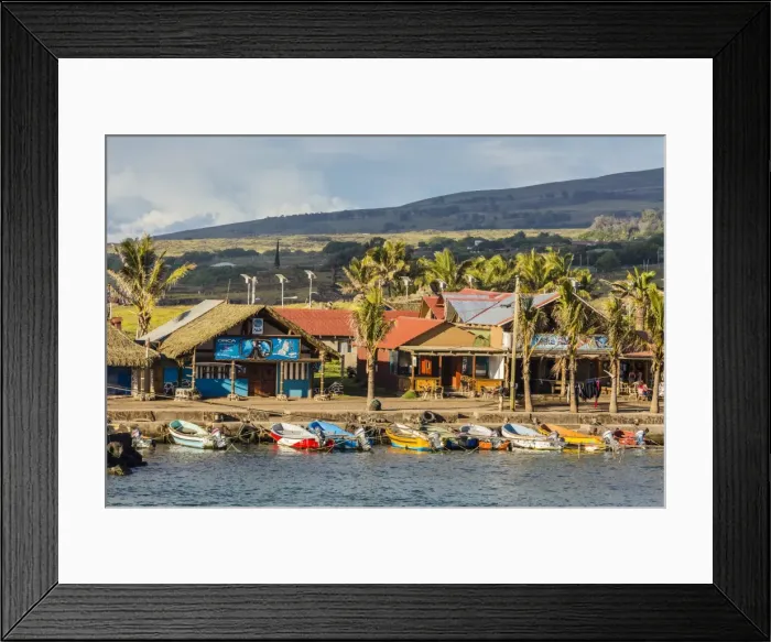 Framed Print : The harbor at Hanga Roa on Easter Island (Isla de Pascua) (Rapa Nui), Chile, South America Framed Print : The harbor at Hanga Roa on Easter Island (Isla de Pascua) (Rapa Nui), Chile, South America