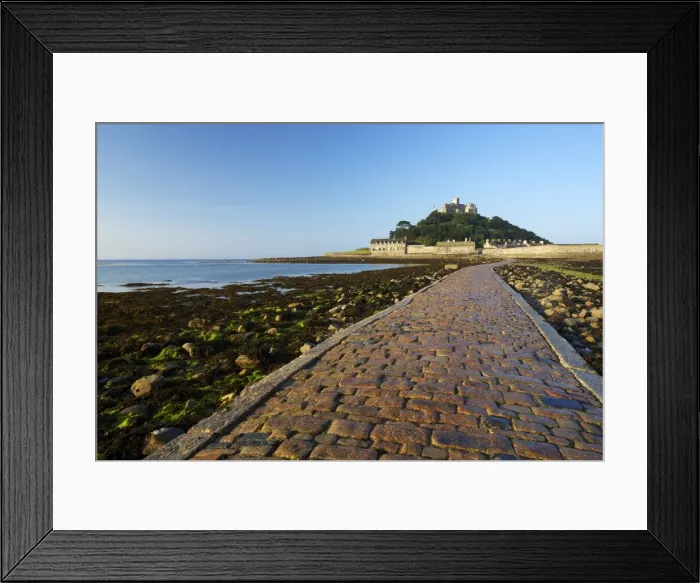 Framed Print : Causeway to St. Michaels Mount, Penzance, Cornwall, England, United Kingdom, Europe Framed Print : Causeway to St. Michaels Mount, Penzance, Cornwall, England, United Kingdom, Europe