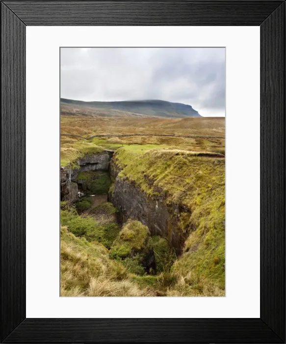 Framed Print : Hull Pot and Pen Y Ghent Horton in Ribblesdale, Yorkshire Dales, Yorkshire, England, United Kingdom, Europe Framed Print : Hull Pot and Pen Y Ghent Horton in Ribblesdale, Yorkshire Dales, Yorkshire, England, United Kingdom, Europe