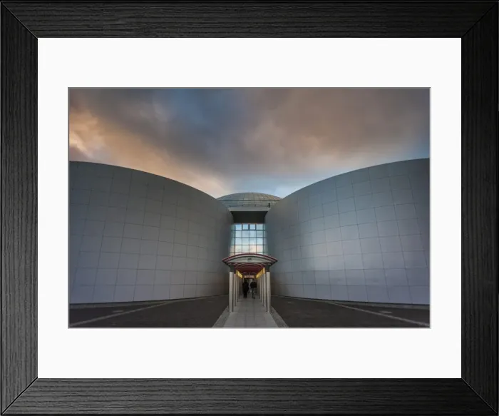 Framed Print : The Perlan (The Pearl) in Reykjavik, Iceland, Polar Regions Framed Print : The Perlan (The Pearl) in Reykjavik, Iceland, Polar Regions