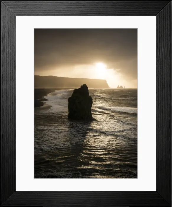 Framed Print : Dyrholaey, Iceland, Polar Regions Framed Print : Dyrholaey, Iceland, Polar Regions