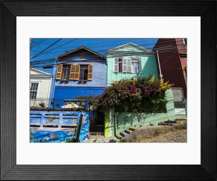 Framed Print : Colourful old houses in the Historic Quarter, UNESCO World Heritage Site, Valparaiso, Chile, South America Framed Print : Colourful old houses in the Historic Quarter, UNESCO World Heritage Site, Valparaiso, Chile, South America