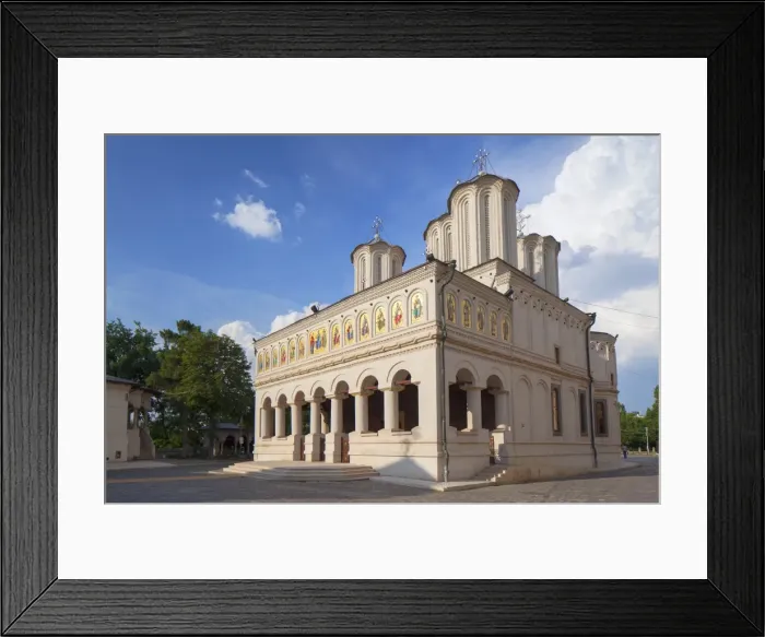 Framed Print : Patriarchal Cathedral, Bucharest, Romania, Europe Framed Print : Patriarchal Cathedral, Bucharest, Romania, Europe