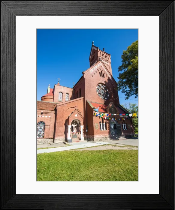 Framed Print : Church of Sts Simon and Elena on Nezalezhnasti Independence square, Minsk, Belarus, Europe Framed Print : Church of Sts Simon and Elena on Nezalezhnasti Independence square, Minsk, Belarus, Europe