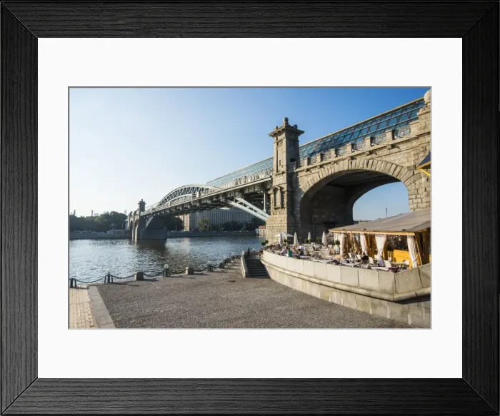 Framed Print : Restaurant beyond a bridge on the Moscow River, Moscow, Russia, Europe Framed Print : Restaurant beyond a bridge on the Moscow River, Moscow, Russia, Europe