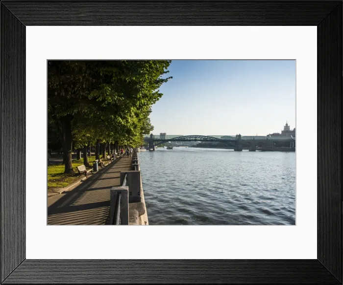 Framed Print : Gorky Park on the Moscow River, Moscow, Russia, Europe Framed Print : Gorky Park on the Moscow River, Moscow, Russia, Europe