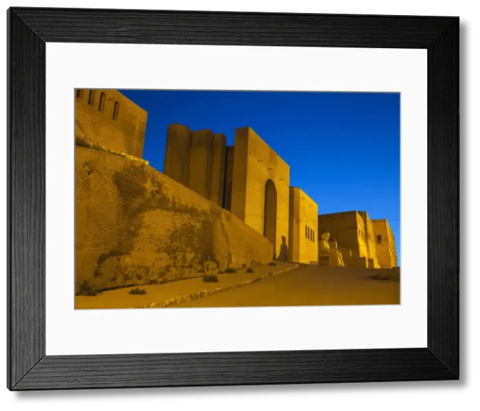 Framed Print : Statue of Mubarak Ben Ahmed Sharaf-Aldin at the main entrance to The Citadel, Erbil, Kurdistan, Iraq, Middle East Framed Print : Statue of Mubarak Ben Ahmed Sharaf-Aldin at the main entrance to The Citadel, Erbil, Kurdistan, Iraq, Middle East