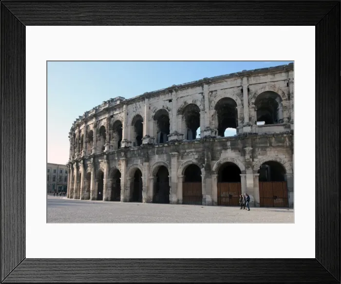 Framed Print : Roman amphitheatre, Nimes, Gard, Languedoc-Roussillon, France, Europe