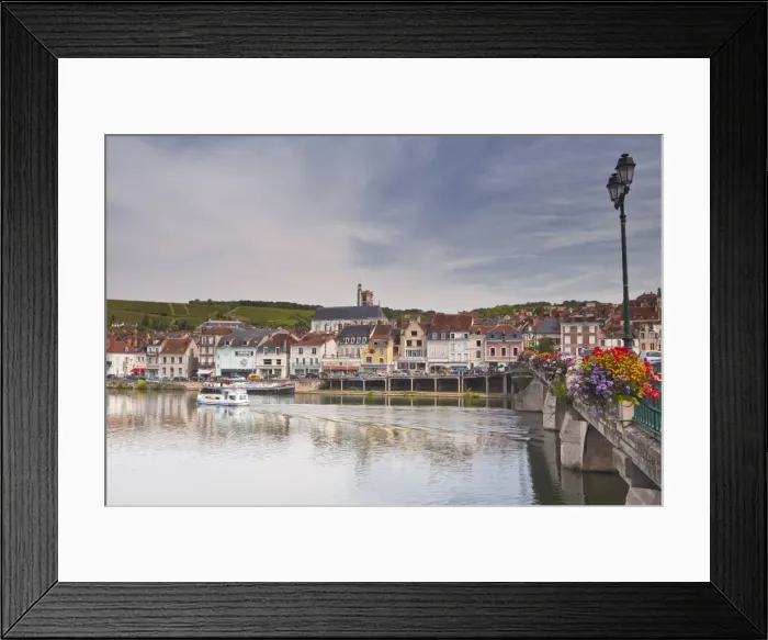 Framed Print : The town of Joigny, Yonne, Burgundy, France, Europe Framed Print : The town of Joigny, Yonne, Burgundy, France, Europe