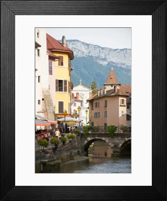 Framed Print : A view of the canal in the old town of Annecy, Haute-Savoie, France, Europe Framed Print : A view of the canal in the old town of Annecy, Haute-Savoie, France, Europe