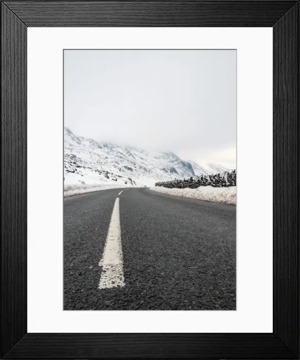 Framed Print : Llanberis Pass (Bwlch Llanberis) at Pen-y-Pass, Snowdonia National Park, Gwynedd, Wales, United Kingdom, Europe Framed Print : Llanberis Pass (Bwlch Llanberis) at Pen-y-Pass, Snowdonia National Park, Gwynedd, Wales, United Kingdom, Europe