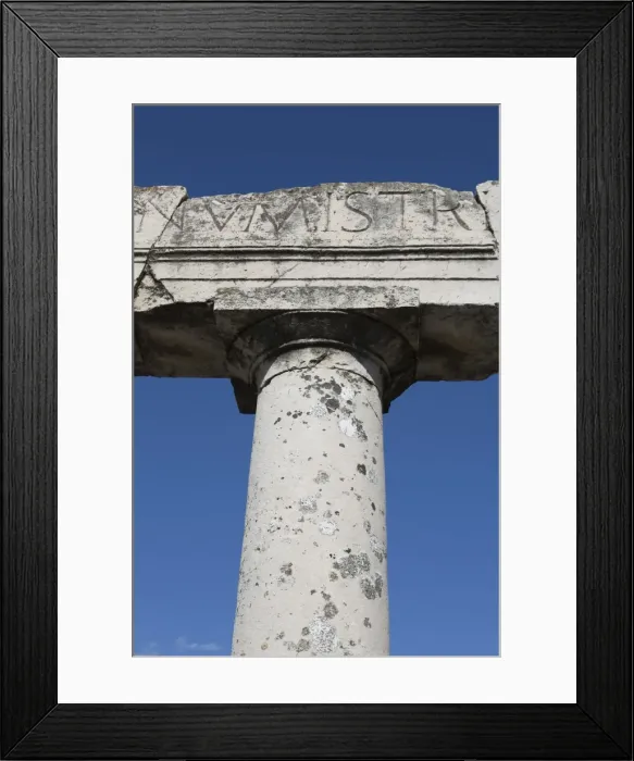 Framed Print : Pillar in ancient Pompeii, UNESCO World Heritage Site, Campania, Italy, Europe Framed Print : Pillar in ancient Pompeii, UNESCO World Heritage Site, Campania, Italy, Europe