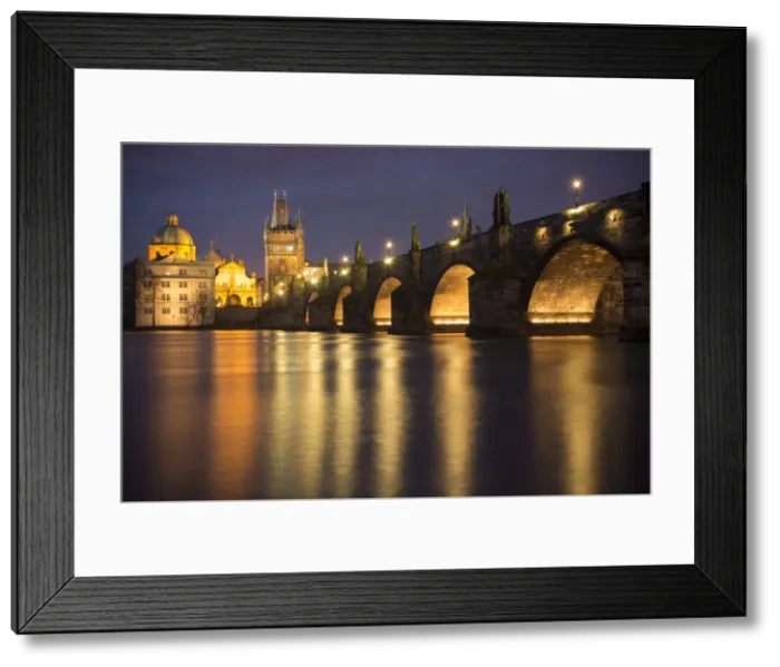 Framed Print : Charles Bridge and River Vltava, Prague, UNESCO World Heritage Site, Czech Republic, Europe Framed Print : Charles Bridge and River Vltava, Prague, UNESCO World Heritage Site, Czech Republic, Europe