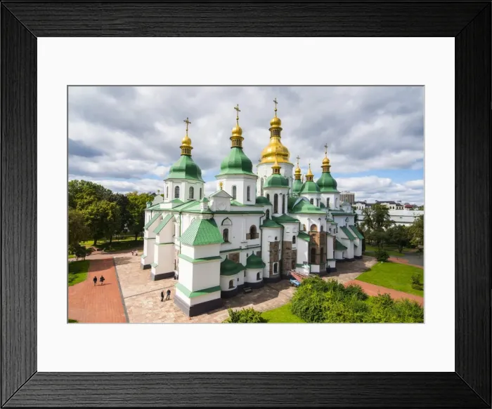 Framed Print : St. Sophias Cathedral, UNESCO World Heritage Site, Kiev (Kyiv), Ukraine, Europe Framed Print : St. Sophias Cathedral, UNESCO World Heritage Site, Kiev (Kyiv), Ukraine, Europe