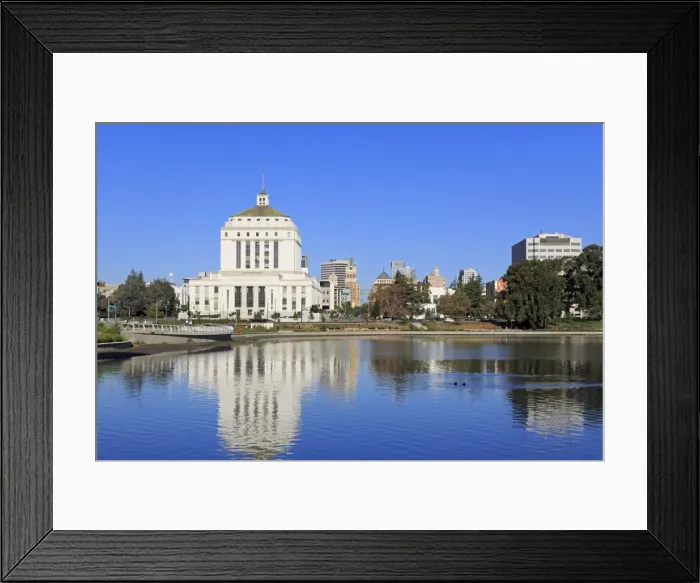 Framed Print : Alameda County Court House and Lake Merritt, Oakland, California, United States of America, North America Framed Print : Alameda County Court House and Lake Merritt, Oakland, California, United States of America, North America