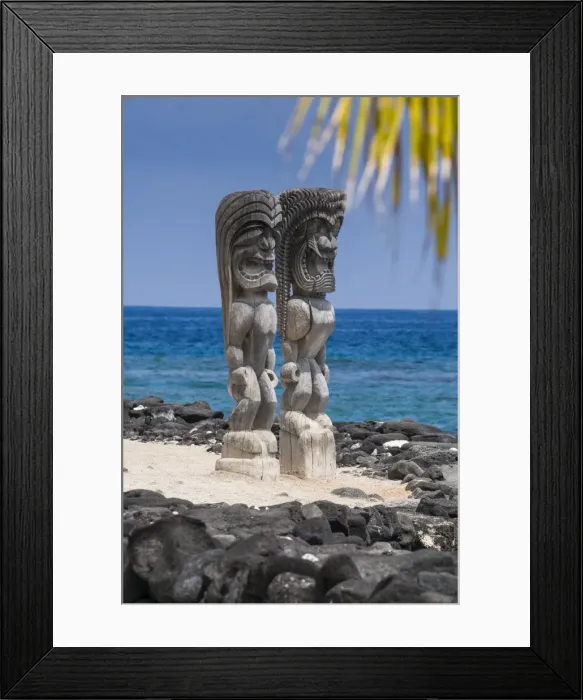 Framed Print : Wooden statues in the Puuhonua o Honaunau National Historical Park, Big Island, Hawaii, United States of America, Pacific Framed Print : Wooden statues in the Puuhonua o Honaunau National Historical Park, Big Island, Hawaii, United States of America, Pacific